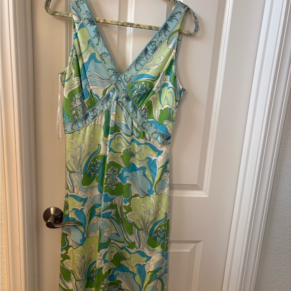 Elie Tahari Blue and Green Patterned Dress 1006